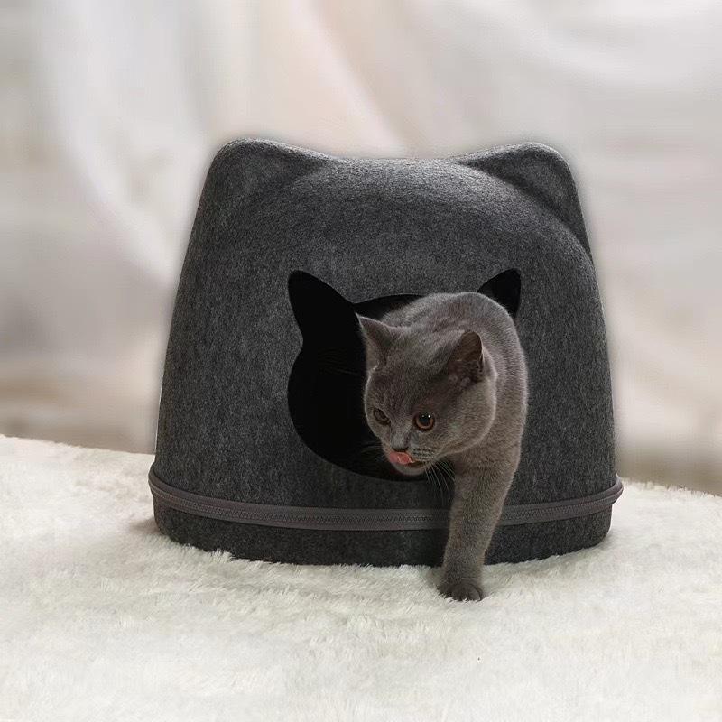 Cat Face Window Kitty Castle - Pet Bed